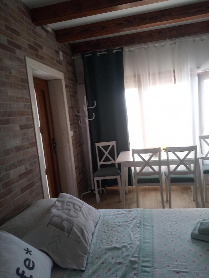 Studio Apartman Luka 斯塔利格拉德-帕克利尼卡 外观 照片